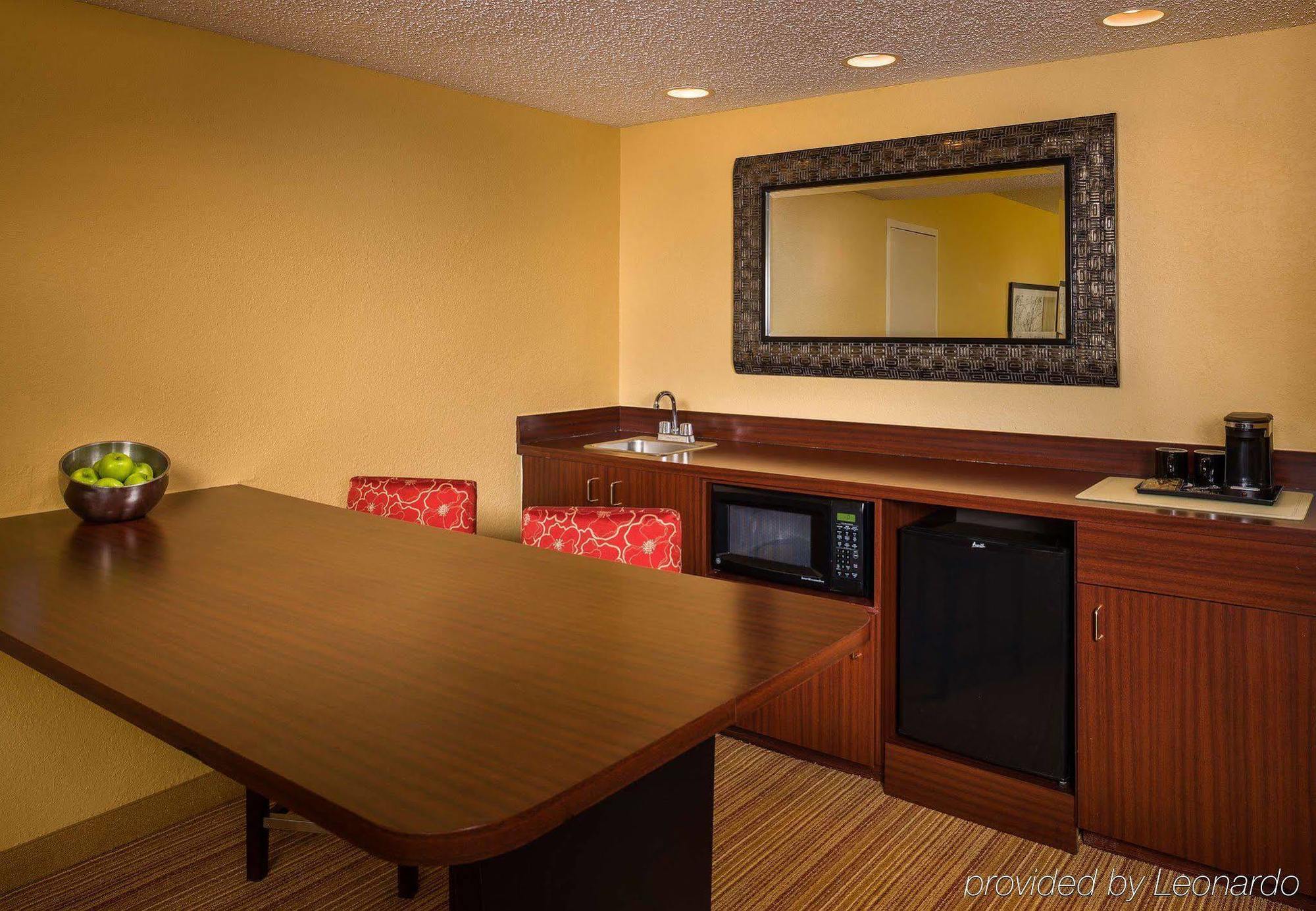 Courtyard By Marriott Fort Lauderdale North/Cypress Creek Exteriör bild