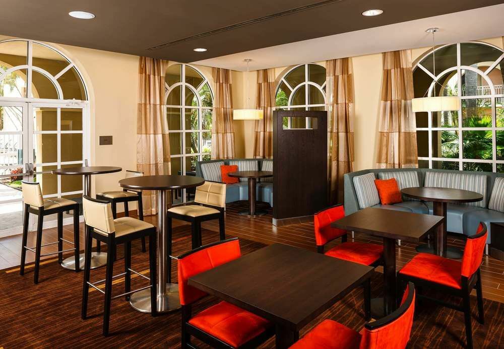 Courtyard By Marriott Fort Lauderdale North/Cypress Creek Exteriör bild